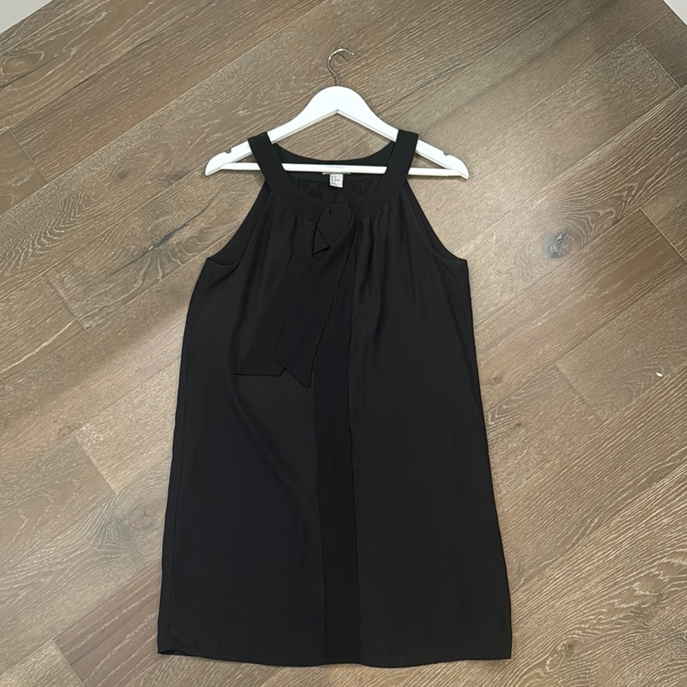 Elegant Black Sleeveless Dress